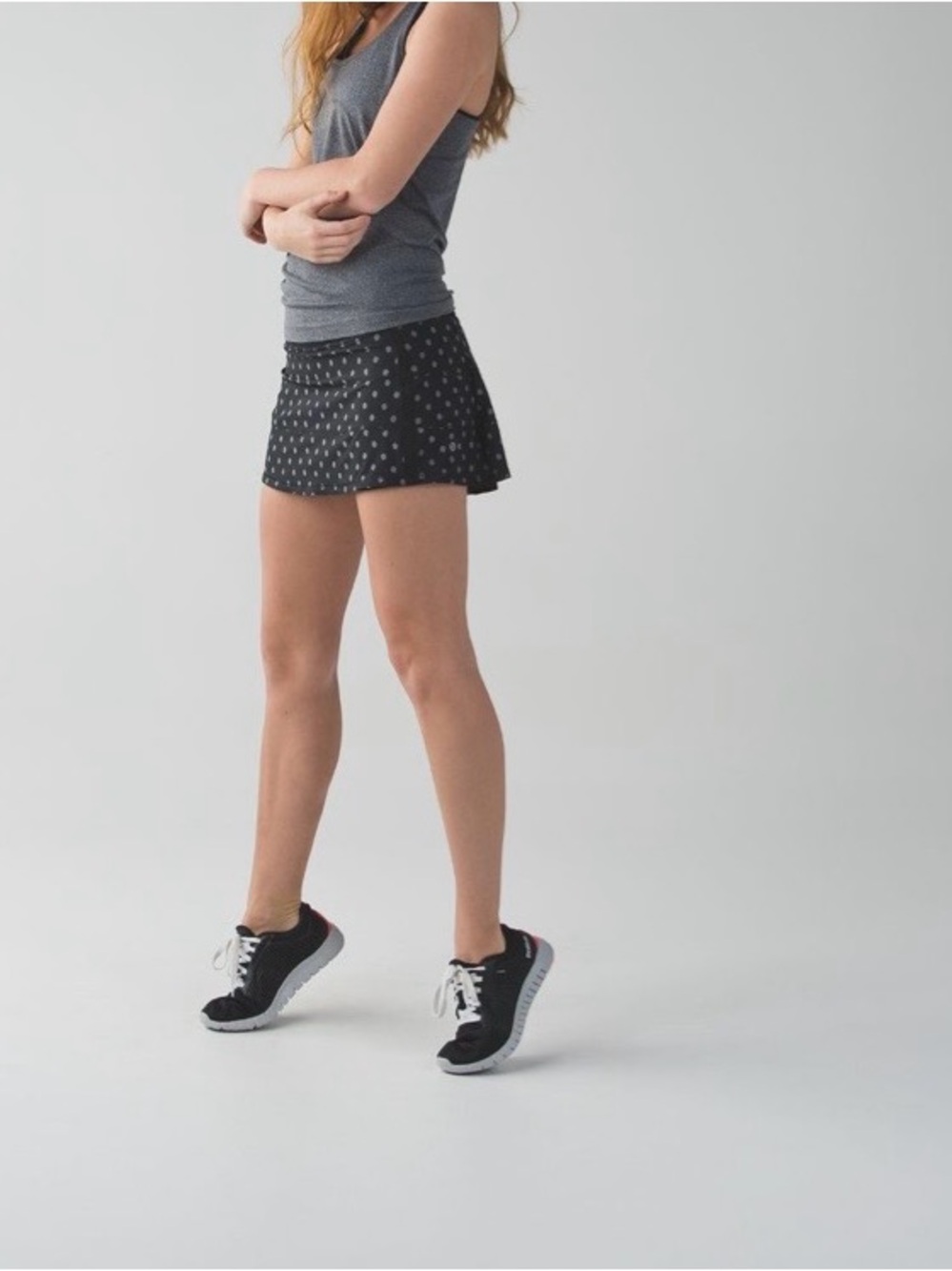 Lululemon  pace rival skirt ll regular  4* way stretch 

 Ghost  dot black slate